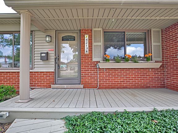 2nd image of 42138 Montroy Dr