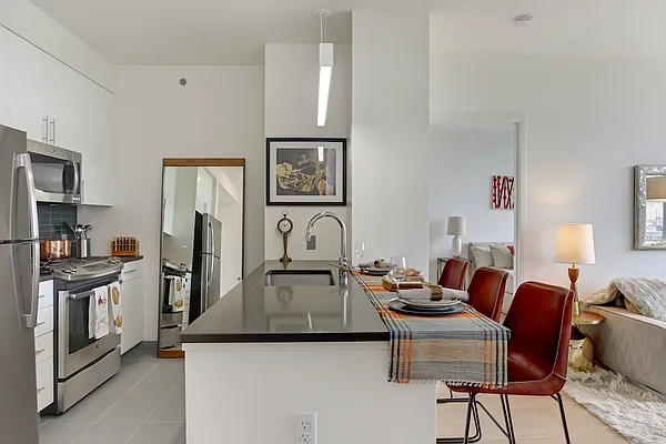 Rented by Red Apple Group | media 6