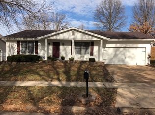 2609 Bluff Ridge Dr, Saint Louis, MO 63129