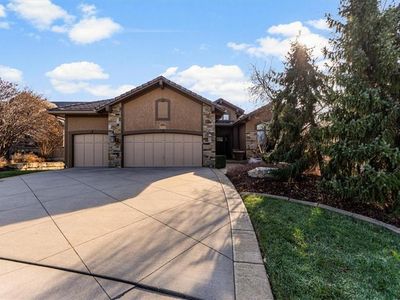 26583 W 100th Pl, Olathe, KS, 66061