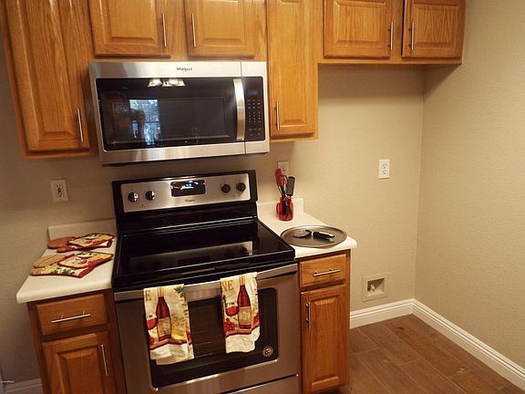 5th image of 1505 N Center St Unit 217