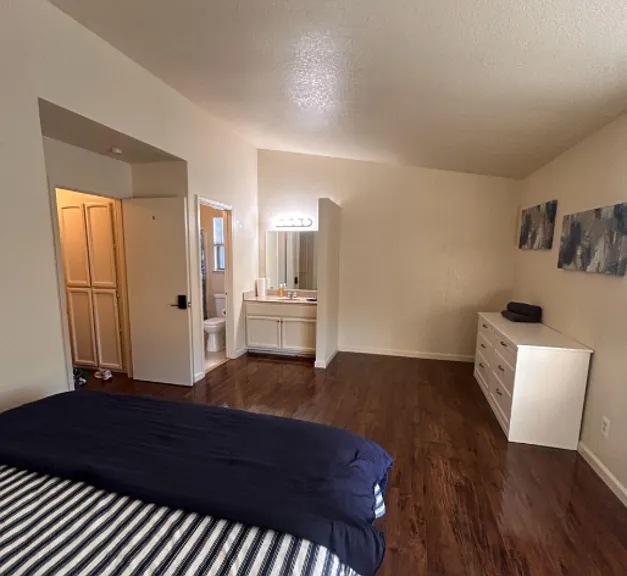 4304 Calcutta Way #6 — Photo 1