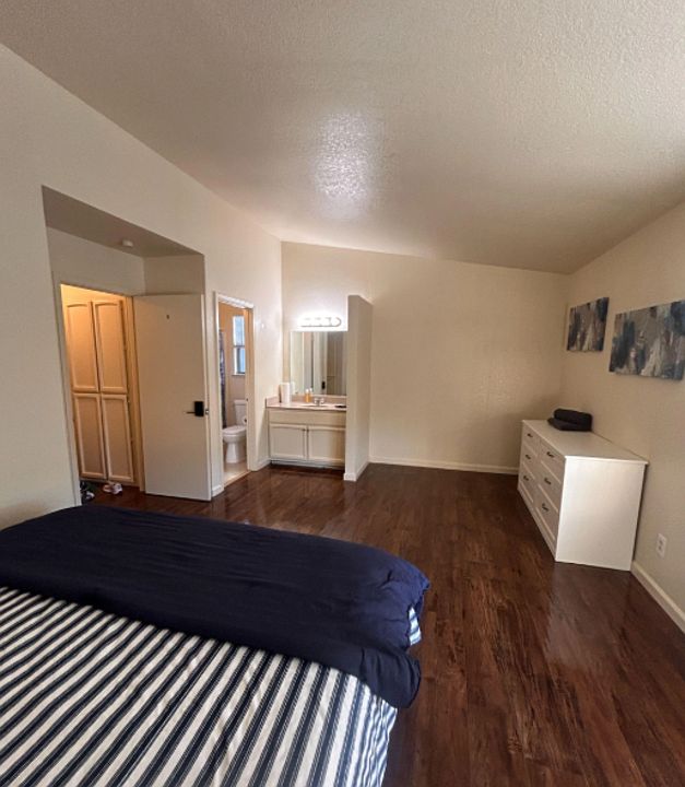 1st image of 4304 Calcutta Way #6