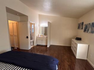 4304 Calcutta Way #6, Sacramento, CA 95842