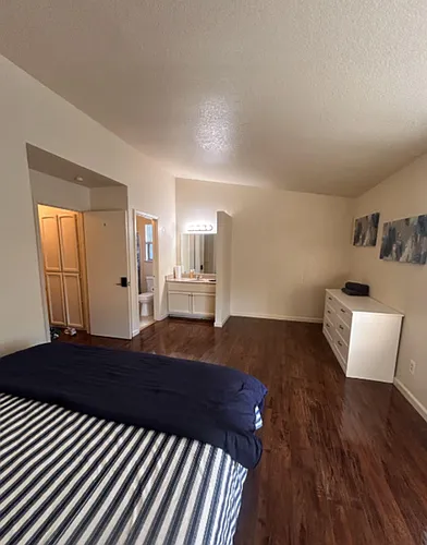 4304 Calcutta Way Photo 1