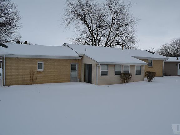 5th image of 715 N 12th St