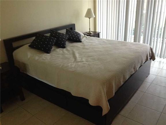 5th image of 333 NE 21st Ave APT 214
