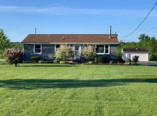 7444 Akron Rd, Lockport, NY 14094