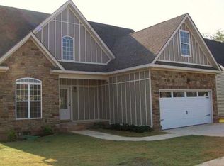 1975 Nottinghill, Chattanooga, TN 37405