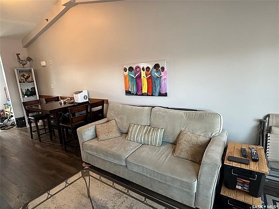 5th image of UNIT 32-1250 Aaro AVENUE
