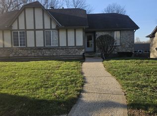 1304 NW Village Dr, Blue Springs, MO 64015