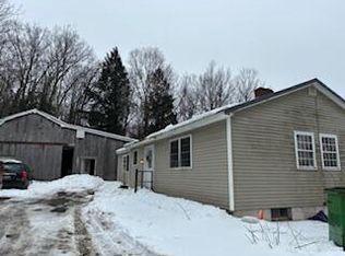 2446 Riverside Dr, Vassalboro, ME 04989