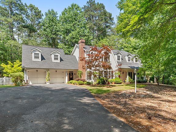 2nd image of 630 Ellenwood Dr