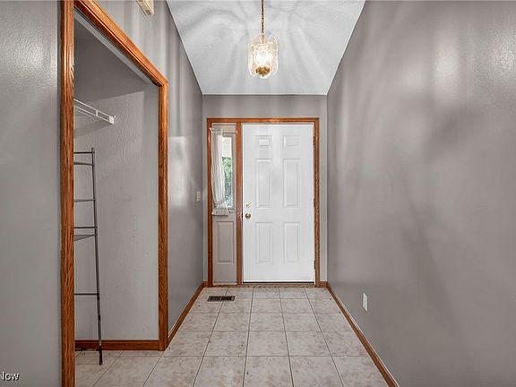 5th image of 249 Forest Park Dr