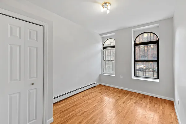 Rented by Oxford Property Group | media 8