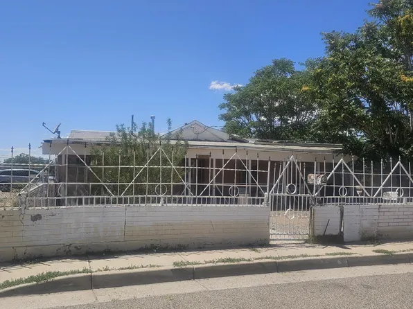 1921 John St SE, Albuquerque, NM 87102