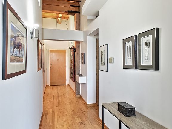 2nd image of 1259 N Wood St APT 302