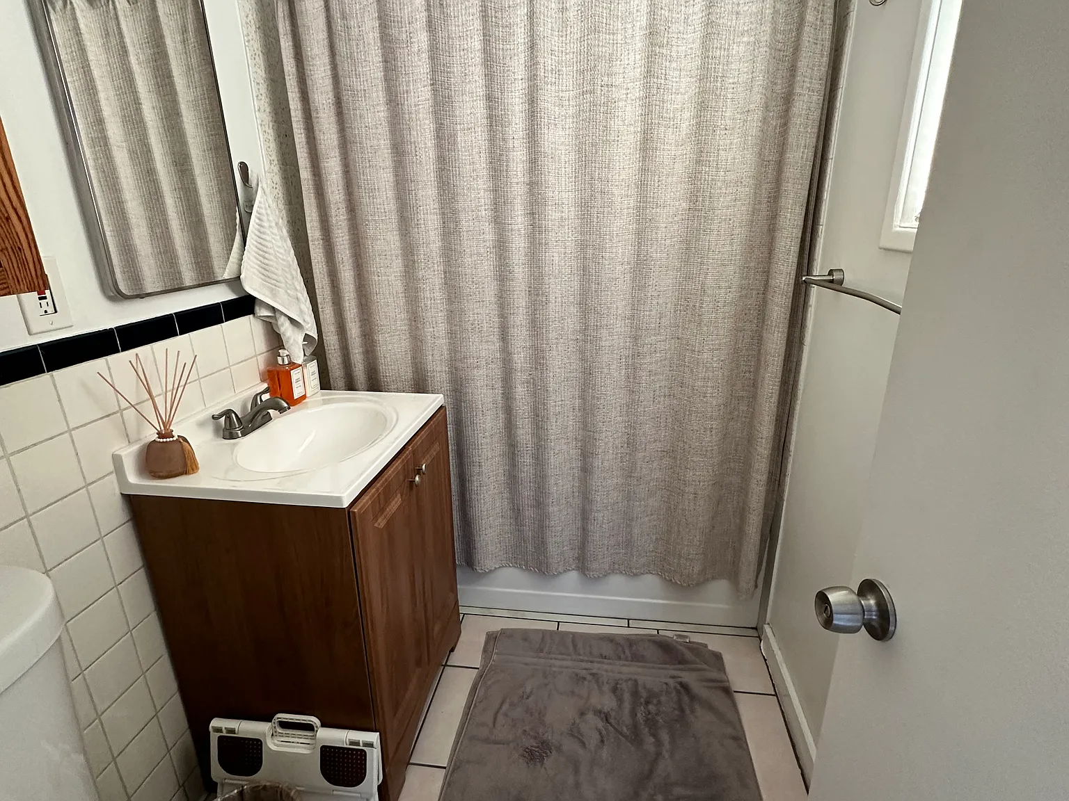 2 bed, 882 sqft, $2,500 — Photo 4