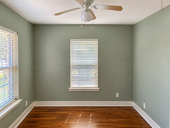 3rd image of 3333 W 5th St