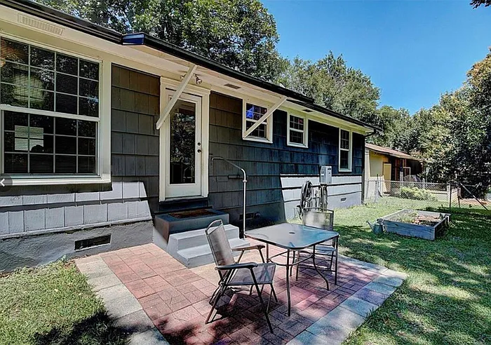 1803 Romeria Dr — Photo 25