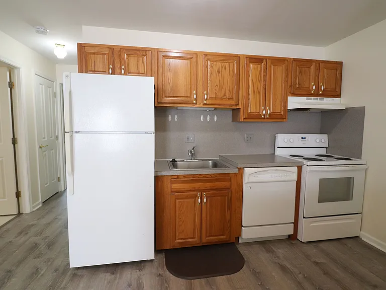 88 Oriole Dr — Photo 6