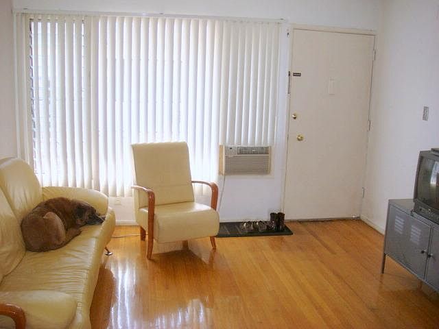2nd image of 636 N Sweetzer Ave APT 7