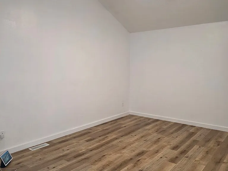 11260 College Ave — Photo 52