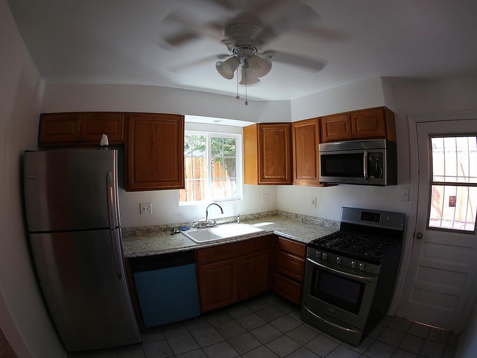 2nd image of 2824-2826 Westmoreland Ave