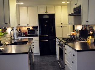 4613 SW Wildwood Pl, Seattle, WA 98136