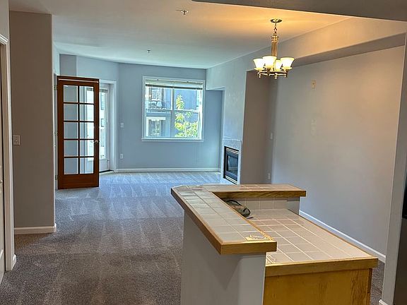 4th image of 4722 12th Ave NE APT 401
