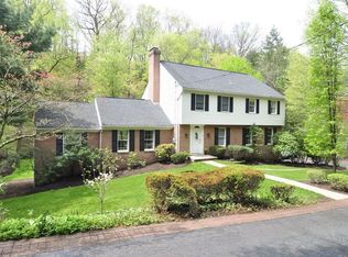 539 Old Mill Rd, Pittsburgh, PA 15238