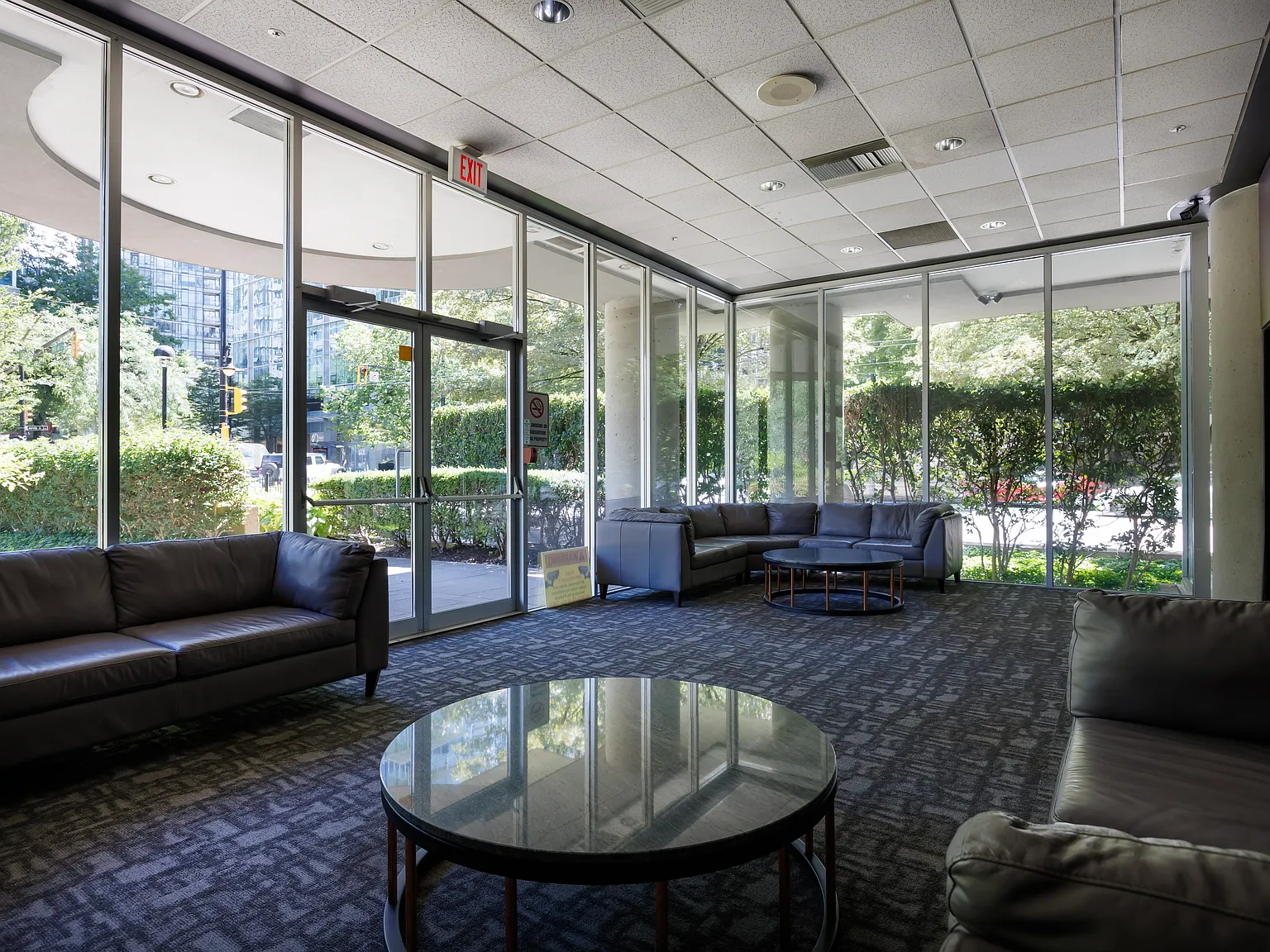 1 bed, 600 sqft, $3,295 — Photo 4