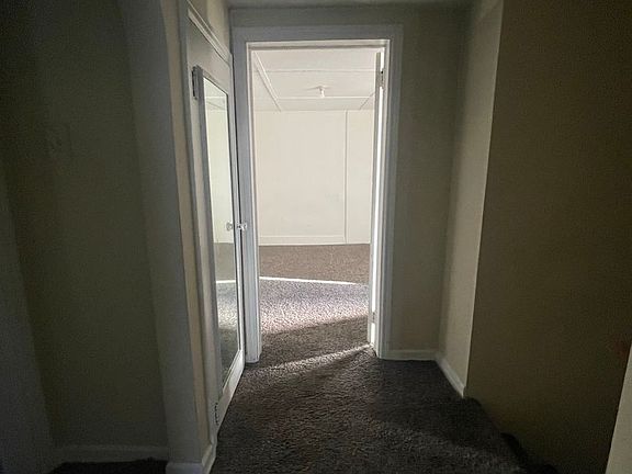 5th image of 521 S Whites Ave #523