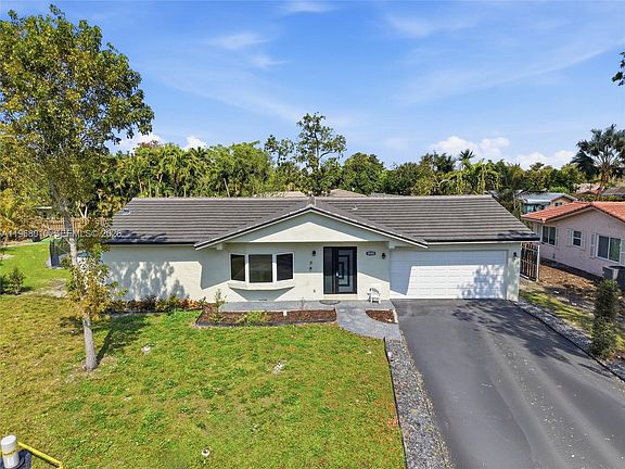 2nd image of 8555 NW 25th Pl
