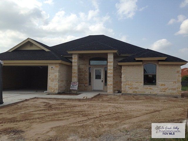 1st image of 809 Windfield Dr