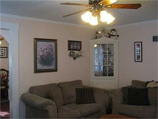 4th image of 1008 Missouri Ave