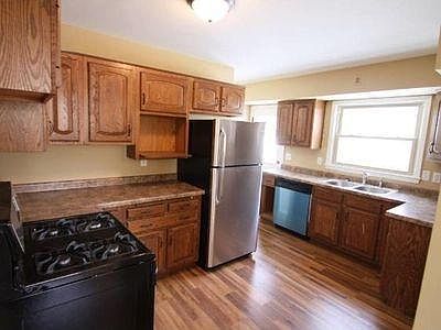 4th image of 3906 Eckberg Dr