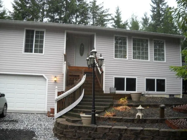 171 N Hamma Hamma Dr E, Hoodsport, WA 98548