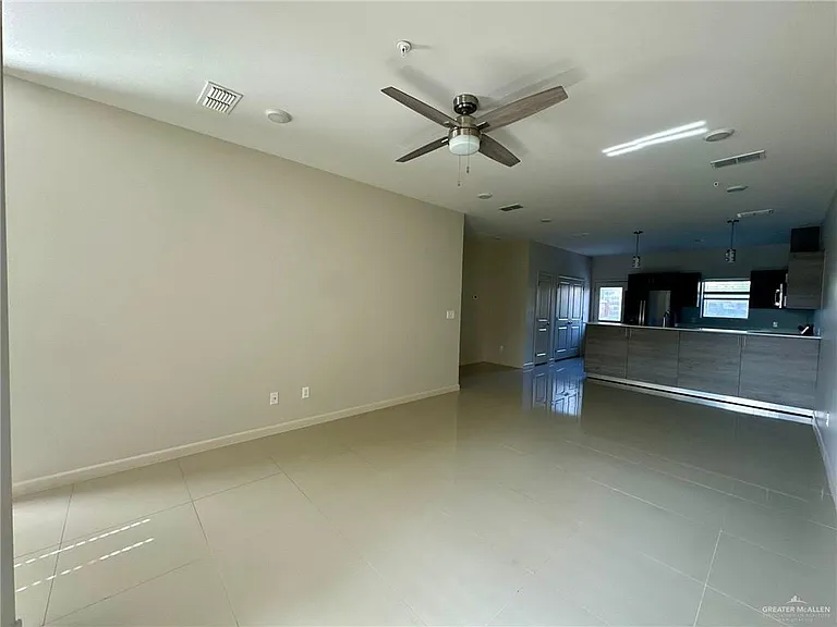 414 Newport Ave #2 — Photo 8