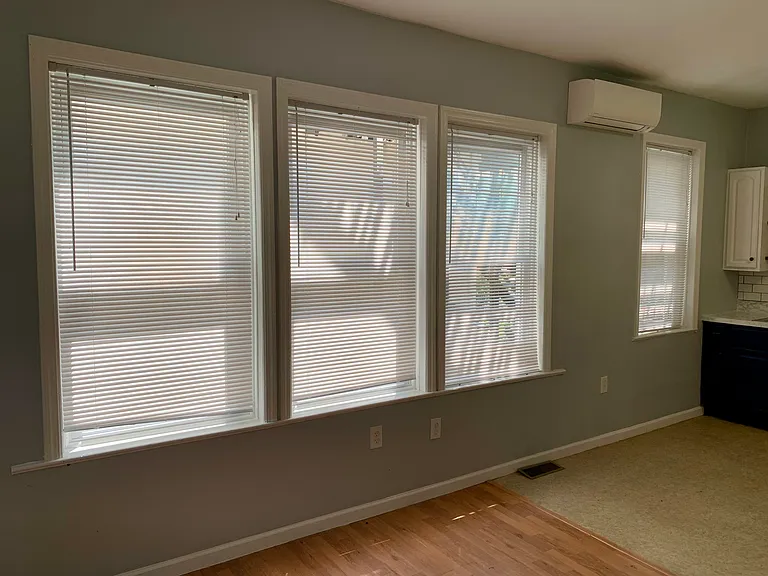 22 W James St #1 — Photo 9