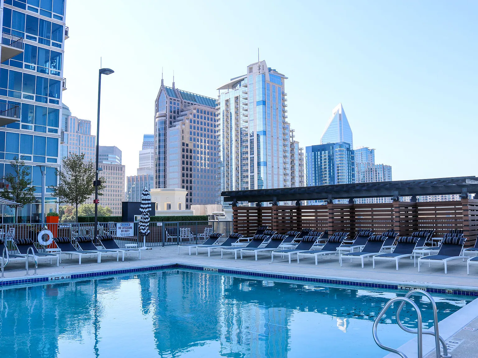 The VUE Charlotte On 5th — Photo 3