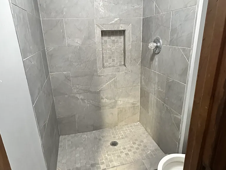 3335 Hillside Dr — Photo 23
