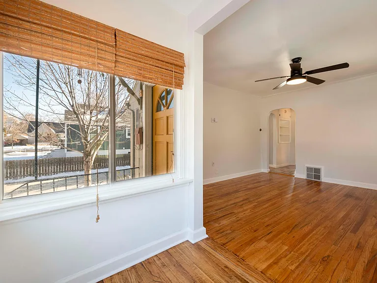 780 E Loveland Ave — Photo 4