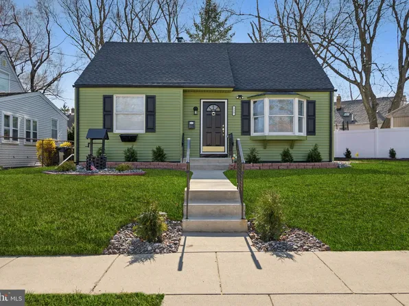 229 Phillips Ave, Runnemede, NJ 08078