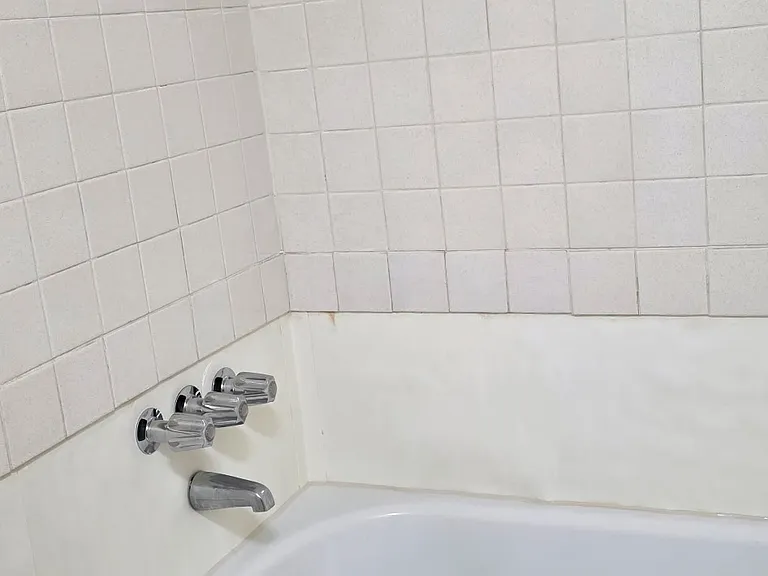 141 S Bates St #4 — Photo 15