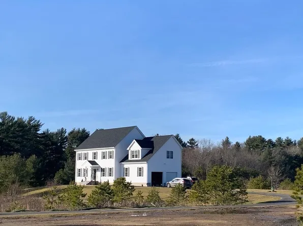 46 Box Turtle Dr, Rochester, MA 02770