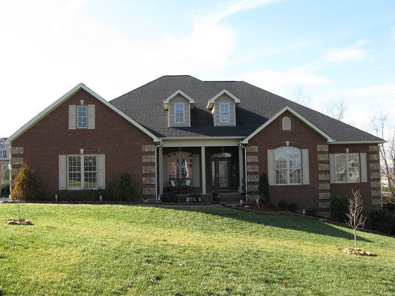 Luxurious Willows Ridge