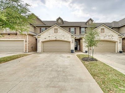 1st image of 2218 Crescent Pointe Pkwy