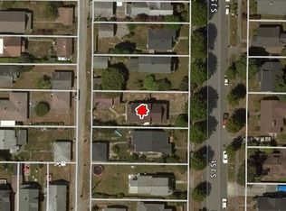 4624 S J St, Tacoma, WA