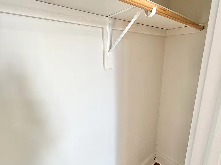 213 Winthrop St #3 — Photo 20